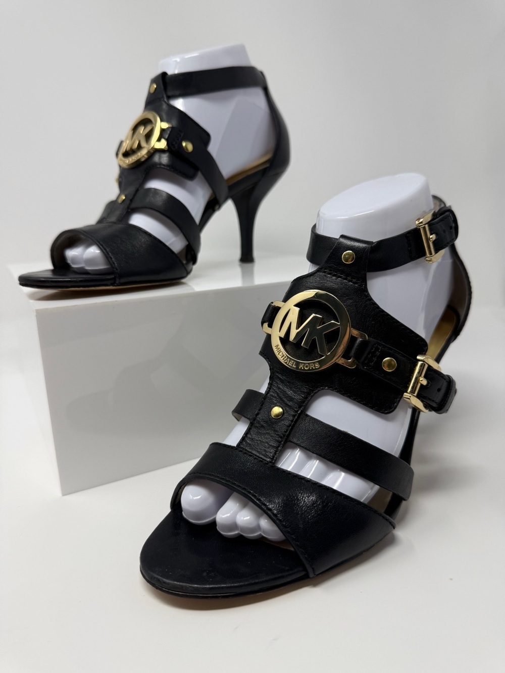 Michael Kors Black Leather Logo T-Strap Sandal Heels Gold Hardware Ankle Strap